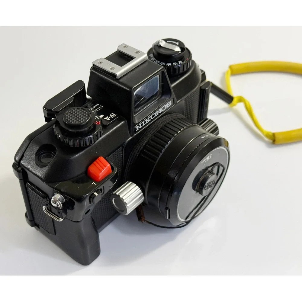 Nikon Nikonos IV-A 35mm Film Camera Kit Black Underwater Nikkor 35mm f/2.5 Lens